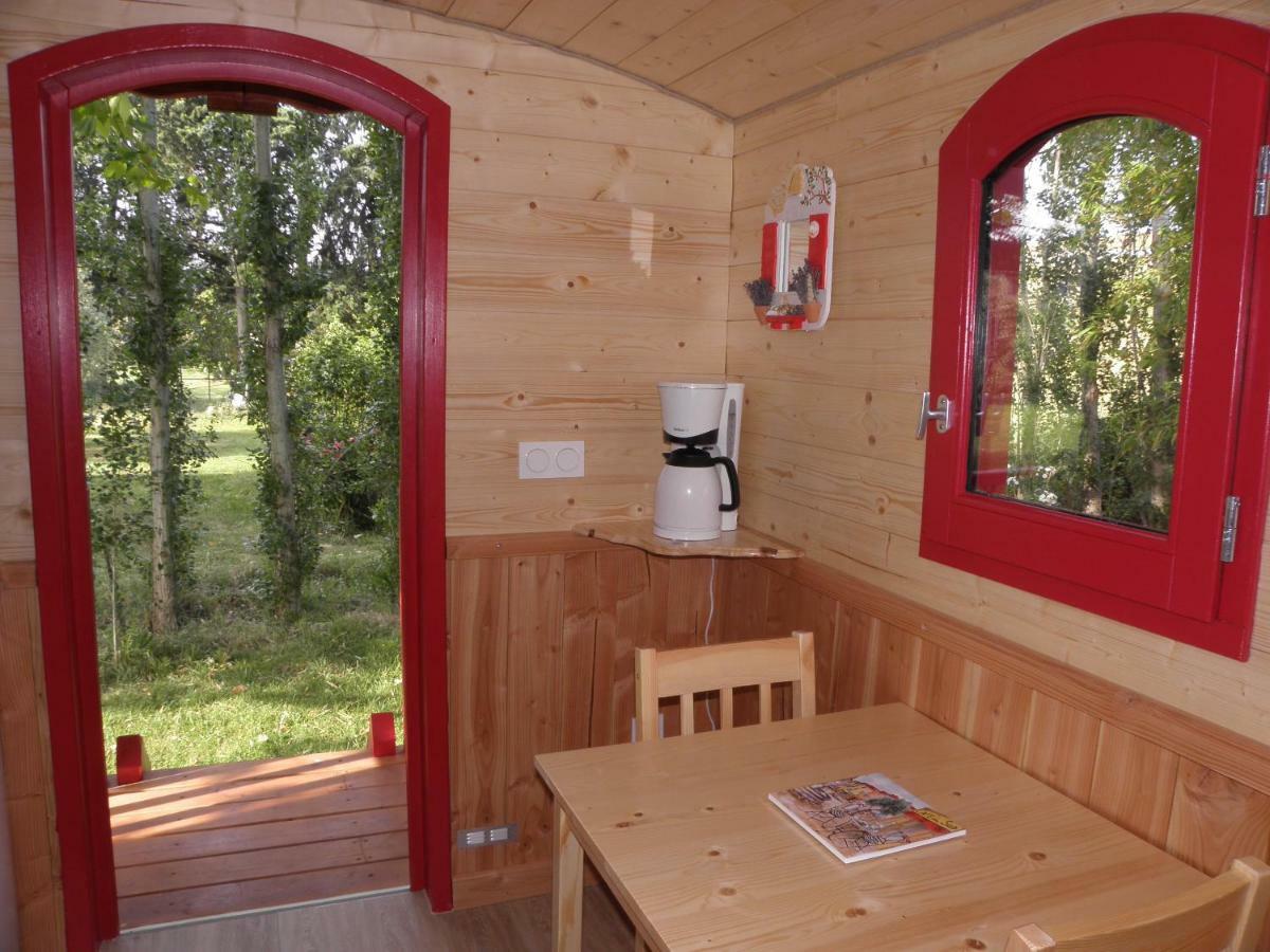 Provence Roulottes Hotel Barbentane Luaran gambar