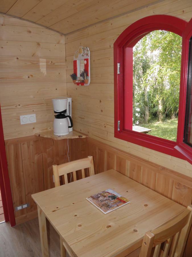 Provence Roulottes Hotel Barbentane Luaran gambar
